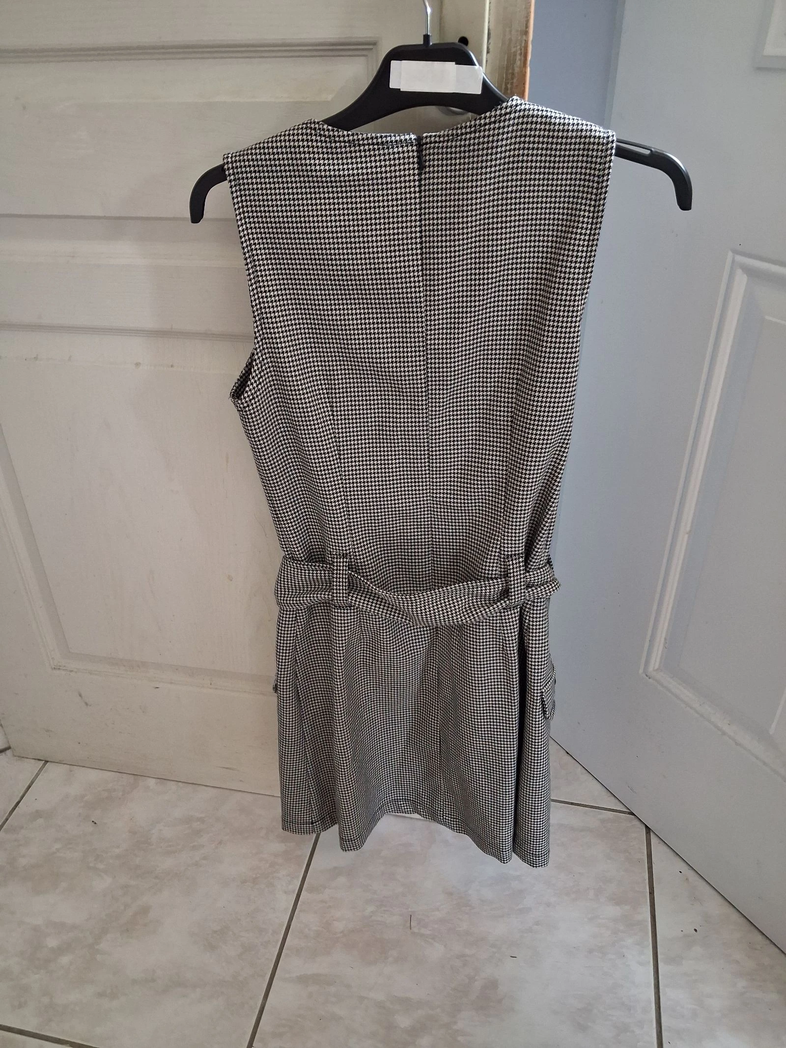 Mouwloze geruite jurk – photo 4